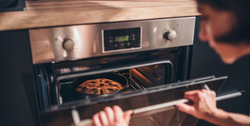 7 Tips to Maintain Your Gas Oven and Prevent Leaks